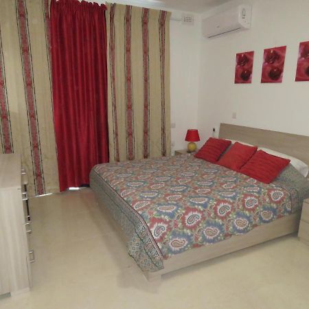 Aquamarine Sea Front Apartments - First Floor Marsaskala Eksteriør bilde